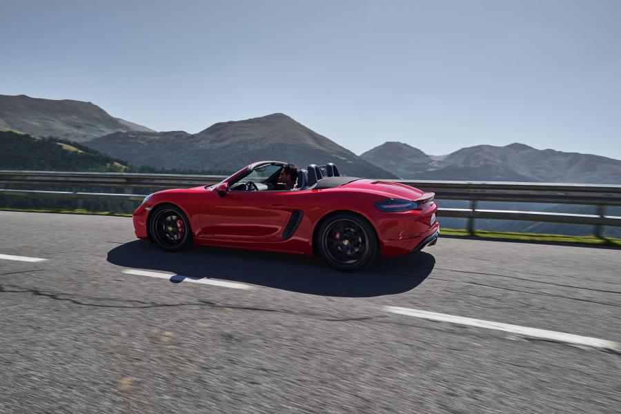  Porsche 718 Boxster GTS (982) 2017 года  (WW) (фото 3 из 50)